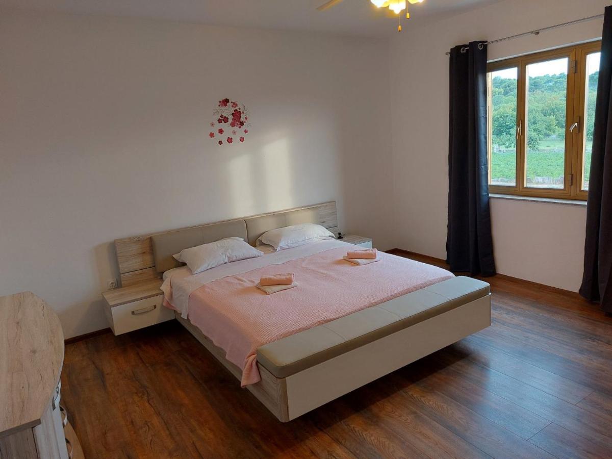 Apartments Baksa Канфанар Екстериор снимка